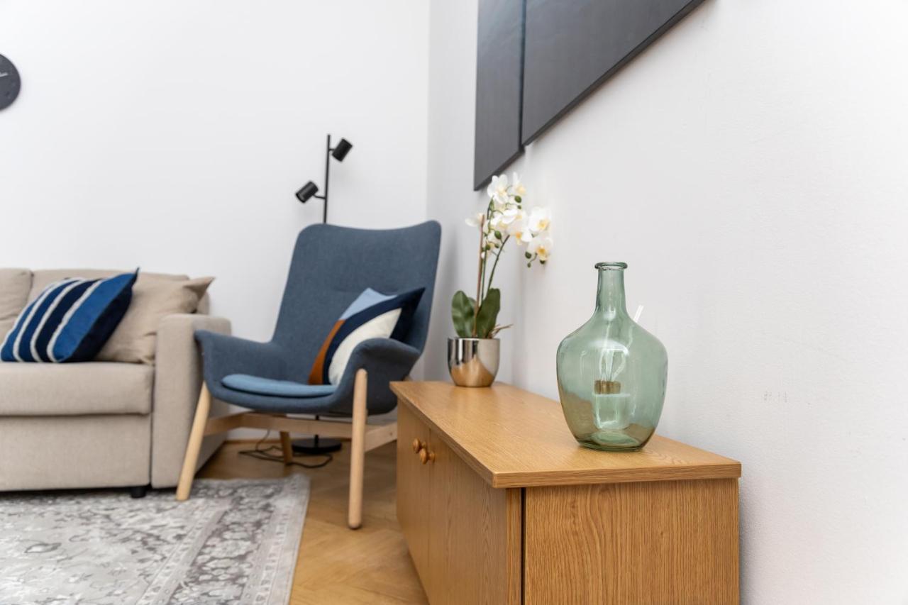 Large Garden-View Balcony Comfort Retreat 1020-Vienna เวียนนา ภายนอก รูปภาพ