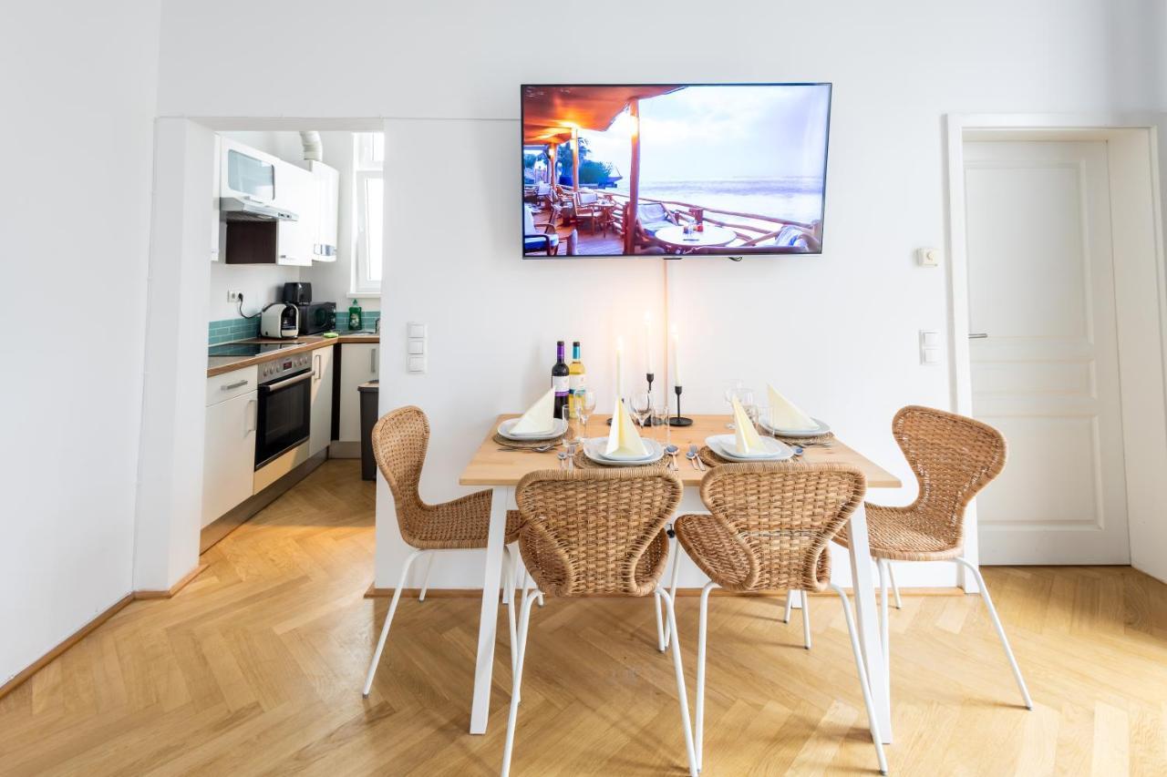 Large Garden-View Balcony Comfort Retreat 1020-Vienna เวียนนา ภายนอก รูปภาพ
