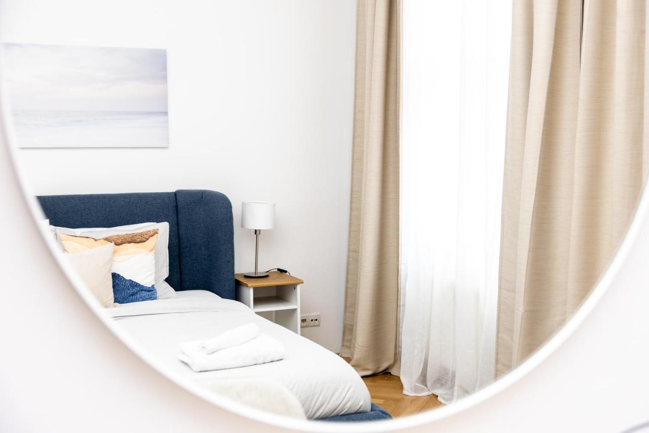 Large Garden-View Balcony Comfort Retreat 1020-Vienna เวียนนา ภายนอก รูปภาพ
