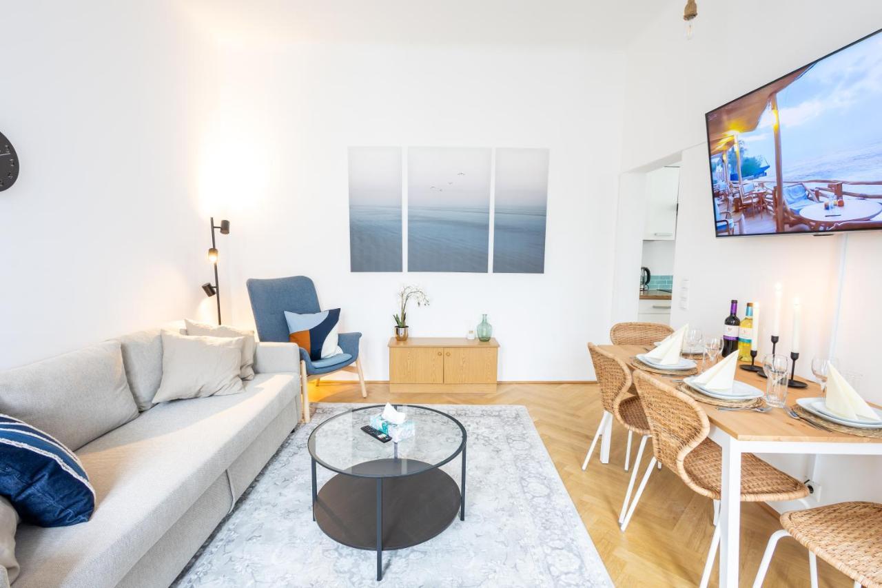 Large Garden-View Balcony Comfort Retreat 1020-Vienna เวียนนา ภายนอก รูปภาพ