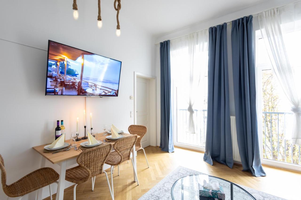 Large Garden-View Balcony Comfort Retreat 1020-Vienna เวียนนา ภายนอก รูปภาพ