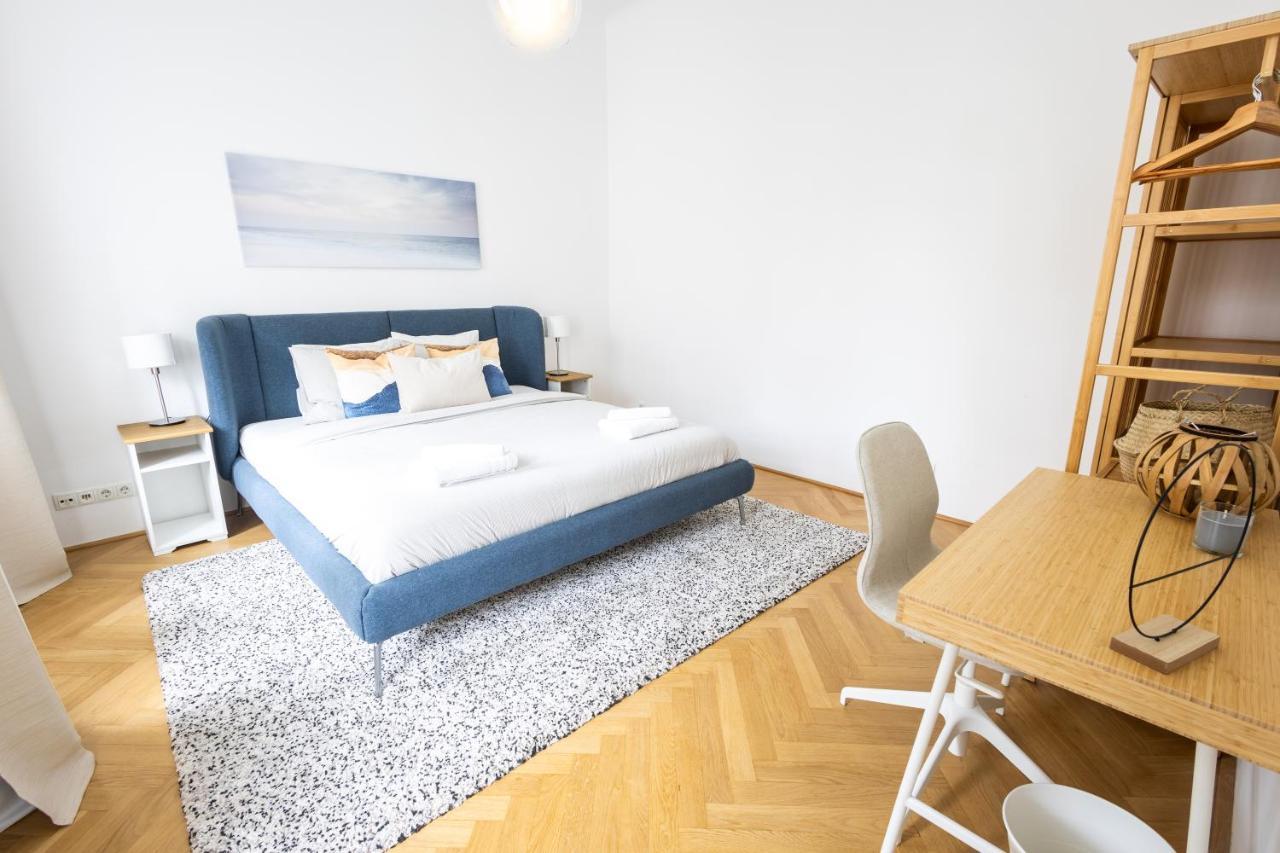 Large Garden-View Balcony Comfort Retreat 1020-Vienna เวียนนา ภายนอก รูปภาพ